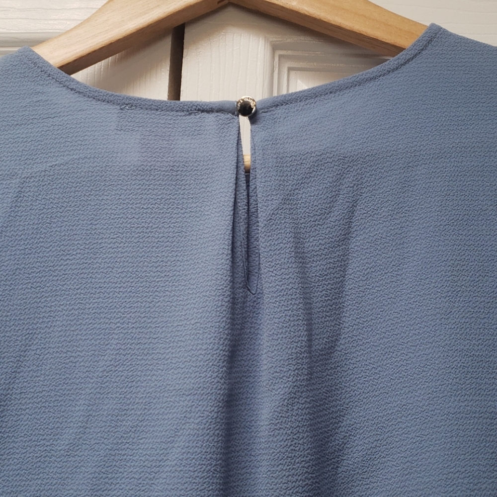 Vince Camuto Top w/ Side Tie - Picture 5 of 9
